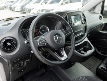 Mercedes-Benz eVito Vito 112 Kasten Extralang Navi Park-Paket