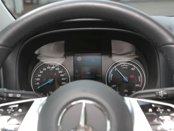 Mercedes-Benz eVito Vito 112 Kasten Lang Navi modifiziert 360°