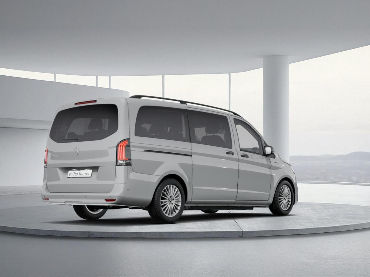 Mercedes-Benz eVito Vito 129 Tourer PRO Lang Distronic 360°