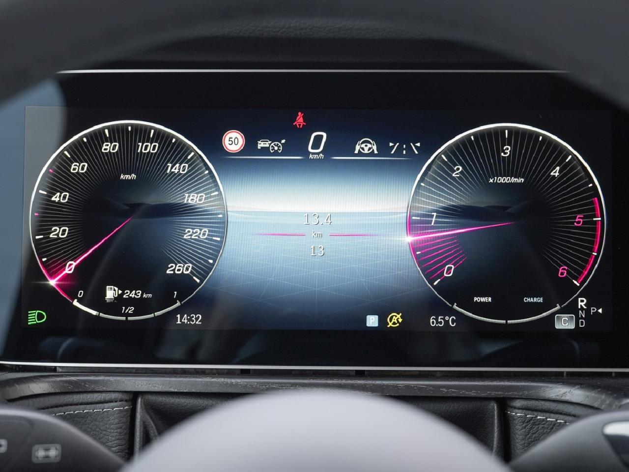 Mercedes-Benz G 450 d AMG Night AHK Schiebedach Distronic 360°