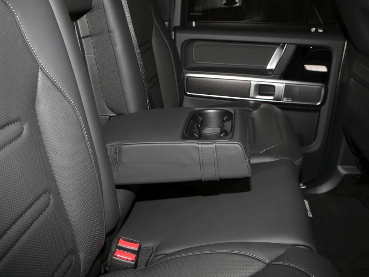 Mercedes-Benz G 500 AMG Night Schiebedach Standhzg 360° AHK