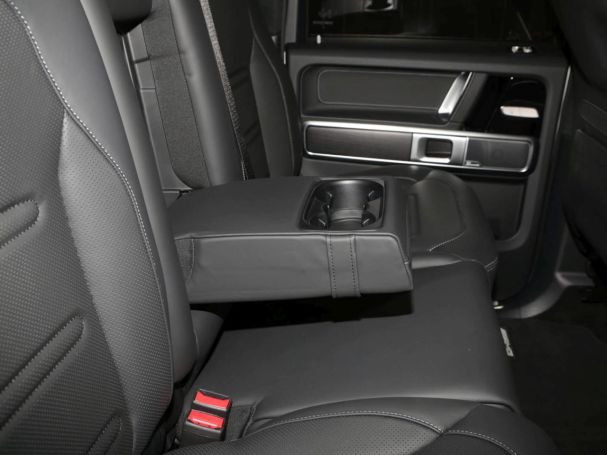 Mercedes-Benz G 500 AMG Night Schiebedach Standhzg 360° AHK Mercedes-Benz G 500 AMG Night Schiebedach Standhzg 360° AHK