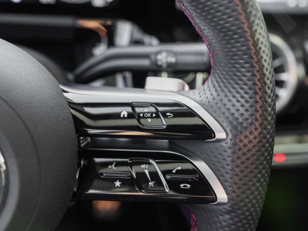 Mercedes-Benz GLA 180 d AMG Totwinkel AHK Premium-Paket SHZ