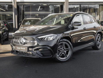 Mercedes-Benz GLA 180 d AMG Totwinkel AHK Premium-Paket SHZ