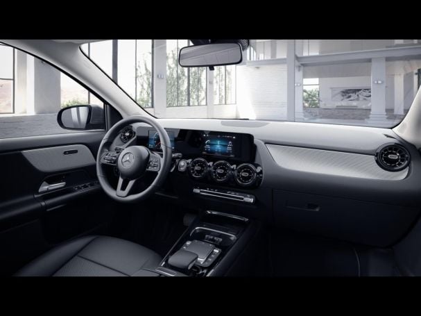 Mercedes-Benz GLA 180 d MBUX Navi+ Smartphone-Integration Mercedes-Benz GLA 180 d MBUX Navi+ Smartphone-Integration