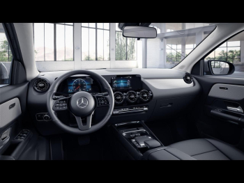 Mercedes-Benz GLA 180 d MBUX Navigation+ SpurH LED Sitzheizung