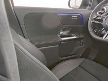 Mercedes-Benz GLA 180 AMG Night MBUX Navi-Prem. Sportsitze