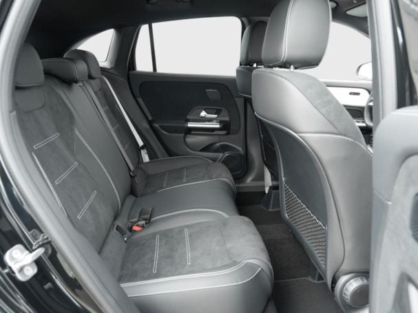 Mercedes-Benz GLA 180 AMG Night Navi Distronic AHK Kamera Mercedes-Benz GLA 180 AMG Night Navi Distronic AHK Kamera