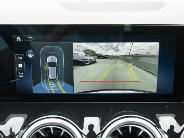 Mercedes-Benz GLA 180 AMG Night Navi Distronic AHK Kamera Mercedes-Benz GLA 180 AMG Night Navi Distronic AHK Kamera
