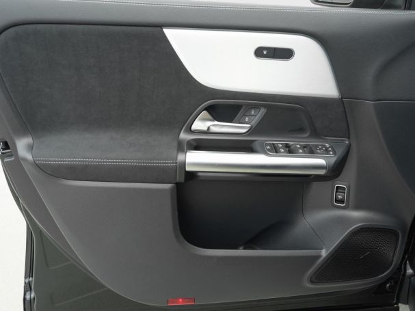 Mercedes-Benz GLA 180 AMG Night Navi Distronic AHK Kamera Mercedes-Benz GLA 180 AMG Night Navi Distronic AHK Kamera