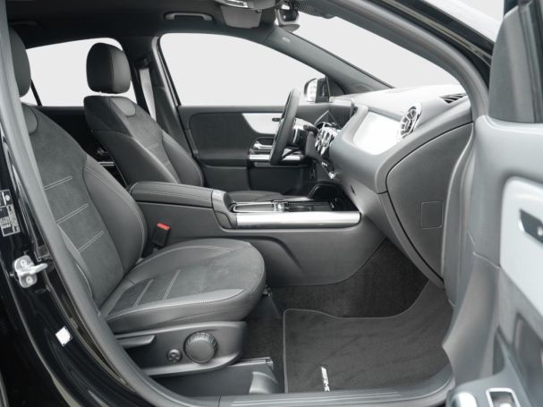 Mercedes-Benz GLA 180 AMG Night Navi Distronic AHK Kamera Mercedes-Benz GLA 180 AMG Night Navi Distronic AHK Kamera
