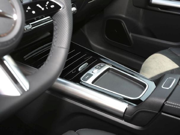 Mercedes-Benz GLA 180 AMG Night MBUX Navi Totwinkel Kamera AHK Mercedes-Benz GLA 180 AMG Night MBUX Navi Totwinkel Kamera AHK