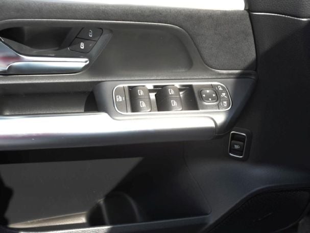 Mercedes-Benz GLA 180 AMG Night MBUX Navi Totwinkel Kamera AHK