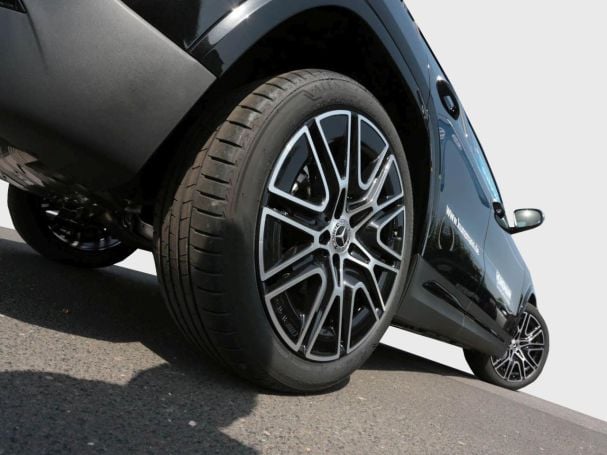 Mercedes-Benz GLA 180 AMG Night MBUX Navi Totwinkel Kamera AHK