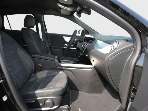 Mercedes-Benz GLA 180 AMG Night MBUX Navi Totwinkel Kamera AHK Mercedes-Benz GLA 180 AMG Night MBUX Navi Totwinkel Kamera AHK