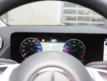 Mercedes-Benz GLA 180 Progressive Navi AHK Kamera Lenkradhzg