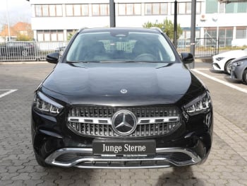 Mercedes-Benz GLA 180 Progressive Navi AHK Kamera Lenkradhzg