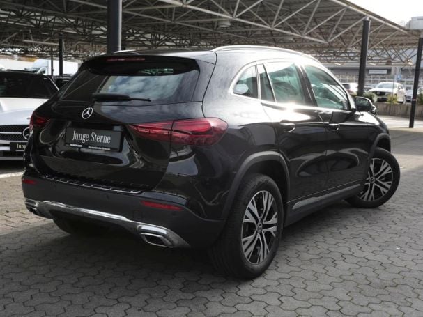Mercedes-Benz GLA 180 Progressive Navi AHK Kamera Lenkradhzg