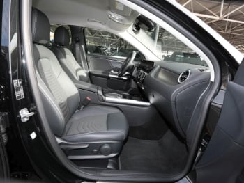 Mercedes-Benz GLA 180 Progressive Navi AHK Kamera Lenkradhzg