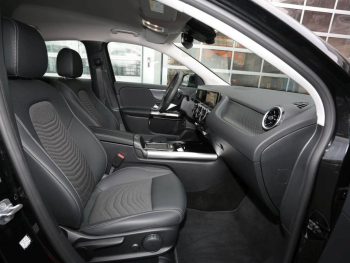 Mercedes-Benz GLA 180 Progressive Navi AHK Kamera Lenkradhzg