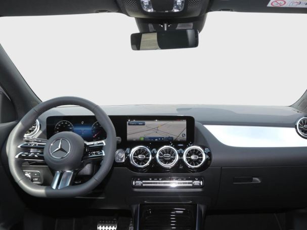 Mercedes-Benz GLA 180 AMG Night Navi Distronic AHK Totwinkel Mercedes-Benz GLA 180 AMG Night Navi Distronic AHK Totwinkel