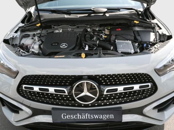 Mercedes-Benz GLA 180 AMG Night Navi Distronic AHK Totwinkel Mercedes-Benz GLA 180 AMG Night Navi Distronic AHK Totwinkel