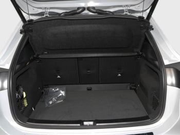 Mercedes-Benz GLA 180 AMG Night Navi Distronic AHK Totwinkel