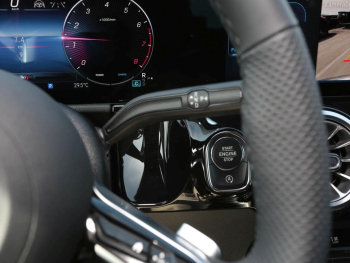 Mercedes-Benz GLA 180 AMG Night Totwinkel Kamera SpurH AHK LED
