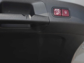 Mercedes-Benz GLA 180 AMG Night Totwinkel Kamera SpurH AHK LED