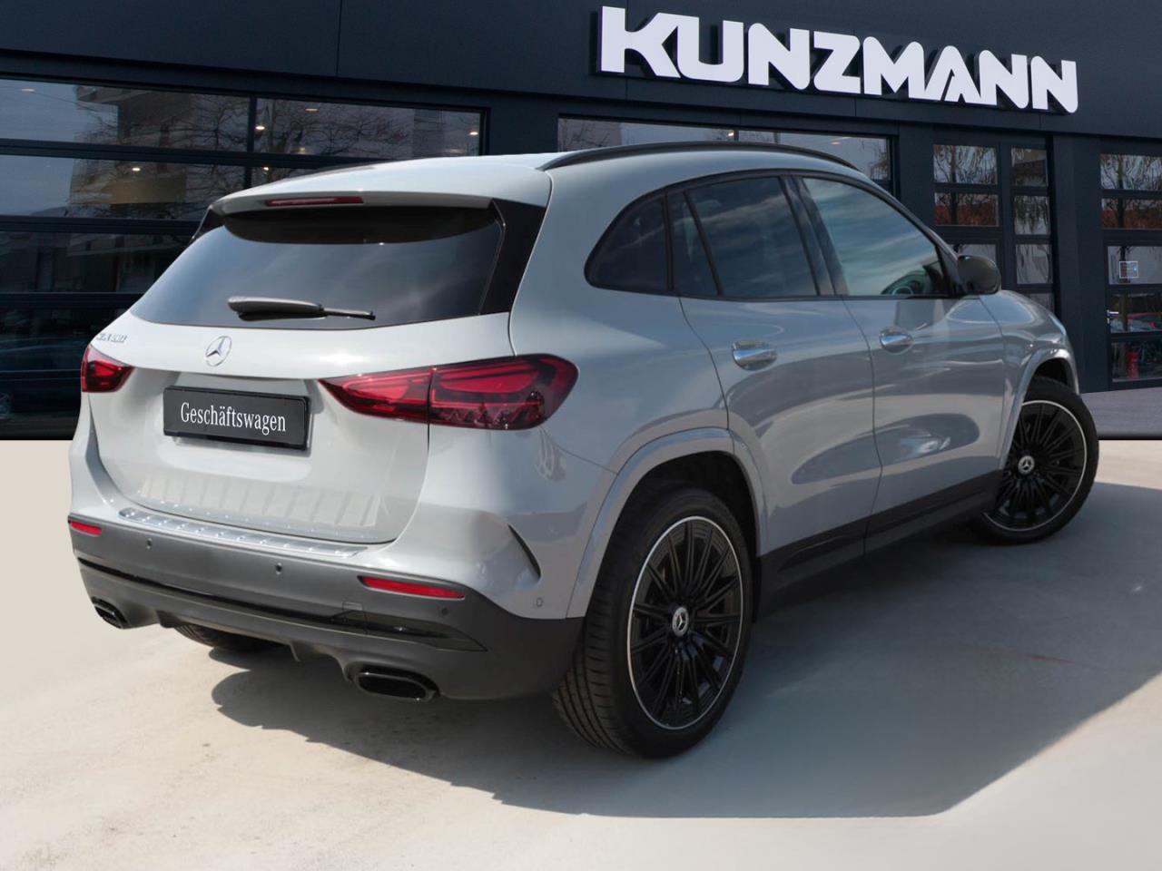 Mercedes-Benz GLA 180 AMG Night Totwinkel Kamera SpurH AHK LED