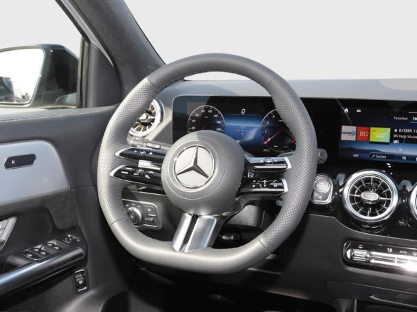 Mercedes-Benz GLA 180 AMG Night Totwinkel Kamera SpurH AHK LED