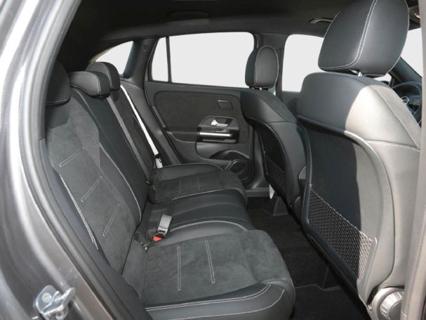 Mercedes-Benz GLA 180 AMG Night MBUX Navi Totwinkel Kamera AHK Mercedes-Benz GLA 180 AMG Night MBUX Navi Totwinkel Kamera AHK