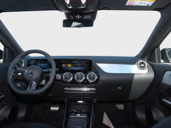 Mercedes-Benz GLA 180 AMG Night MBUX Navi Totwinkel Kamera AHK