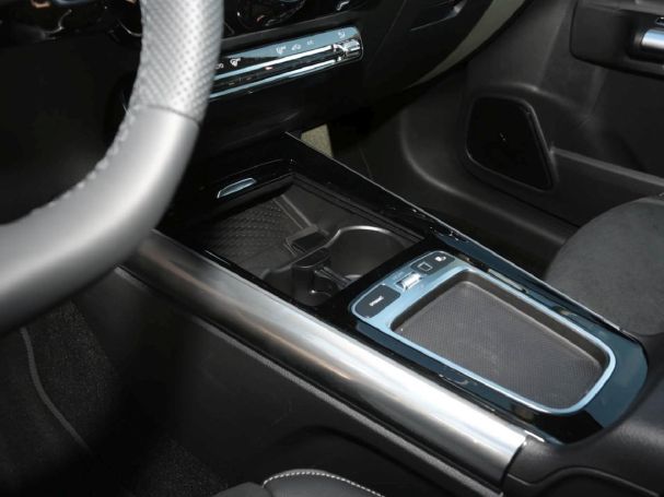 Mercedes-Benz GLA 180 AMG Night MBUX Navi Totwinkel Kamera AHK Mercedes-Benz GLA 180 AMG Night MBUX Navi Totwinkel Kamera AHK