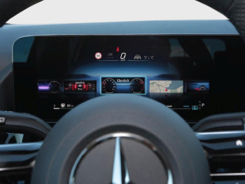 Mercedes-Benz GLA 180 AMG Night MBUX Navi Totwinkel Kamera AHK