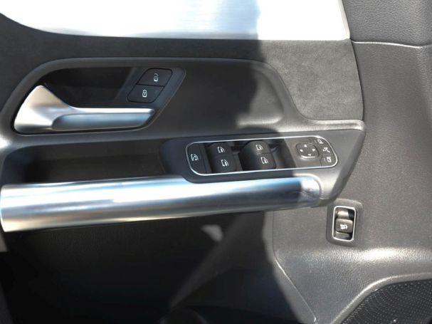 Mercedes-Benz GLA 180 AMG Night MBUX Navi Totwinkel Kamera AHK Mercedes-Benz GLA 180 AMG Night MBUX Navi Totwinkel Kamera AHK