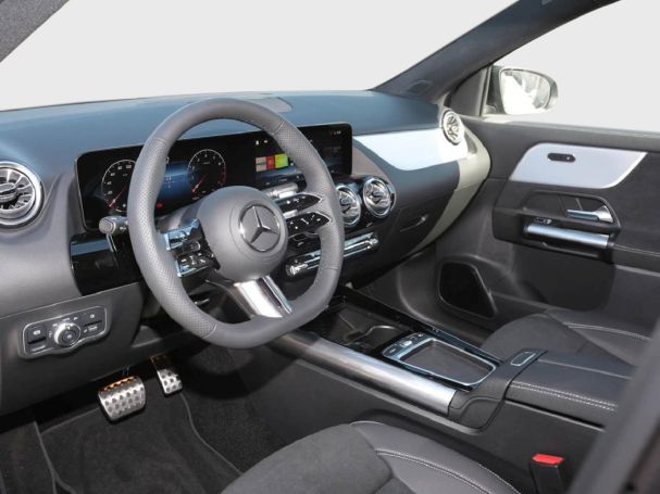 Mercedes-Benz GLA 180 AMG Night MBUX Navi Totwinkel Kamera AHK Mercedes-Benz GLA 180 AMG Night MBUX Navi Totwinkel Kamera AHK