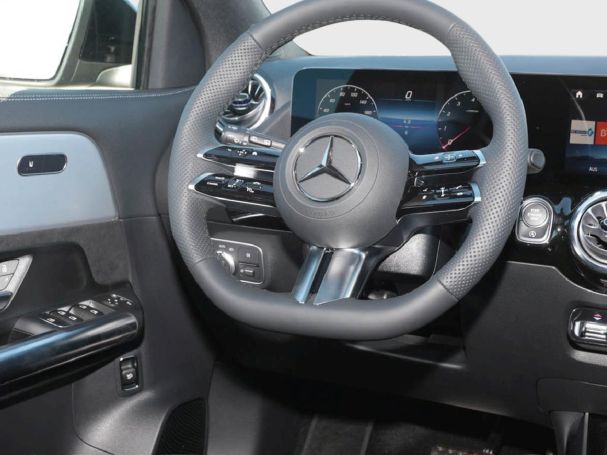 Mercedes-Benz GLA 180 AMG Night MBUX Navi Totwinkel Kamera AHK Mercedes-Benz GLA 180 AMG Night MBUX Navi Totwinkel Kamera AHK
