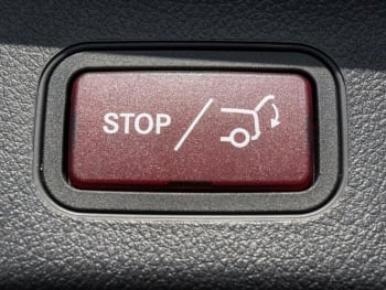 Mercedes-Benz GLA 180 Style MBUX Navi Panorama SpurH Easy-Pack