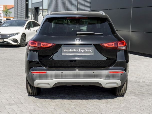 Mercedes-Benz GLA 180 Style MBUX Navi Panorama SpurH Easy-Pack Mercedes-Benz GLA 180 Style MBUX Navi Panorama SpurH Easy-Pack