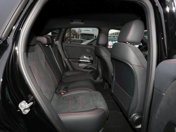 Mercedes-Benz GLA 180 AMG Night MBUX Navi Easy-Pack 360° AHK