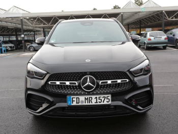 Mercedes-Benz GLA 180 AMG Night MBUX Navi Easy-Pack 360° AHK