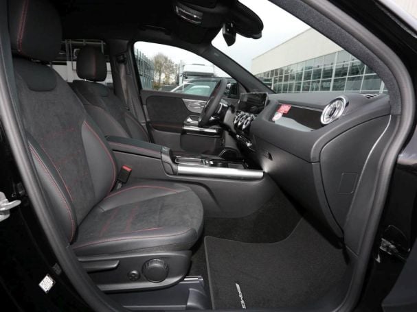 Mercedes-Benz GLA 180 AMG Night MBUX Navi Easy-Pack 360° AHK