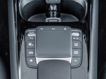 Mercedes-Benz GLA 180 Style MBUX Navi Kamera Sitzkomfort-Paket