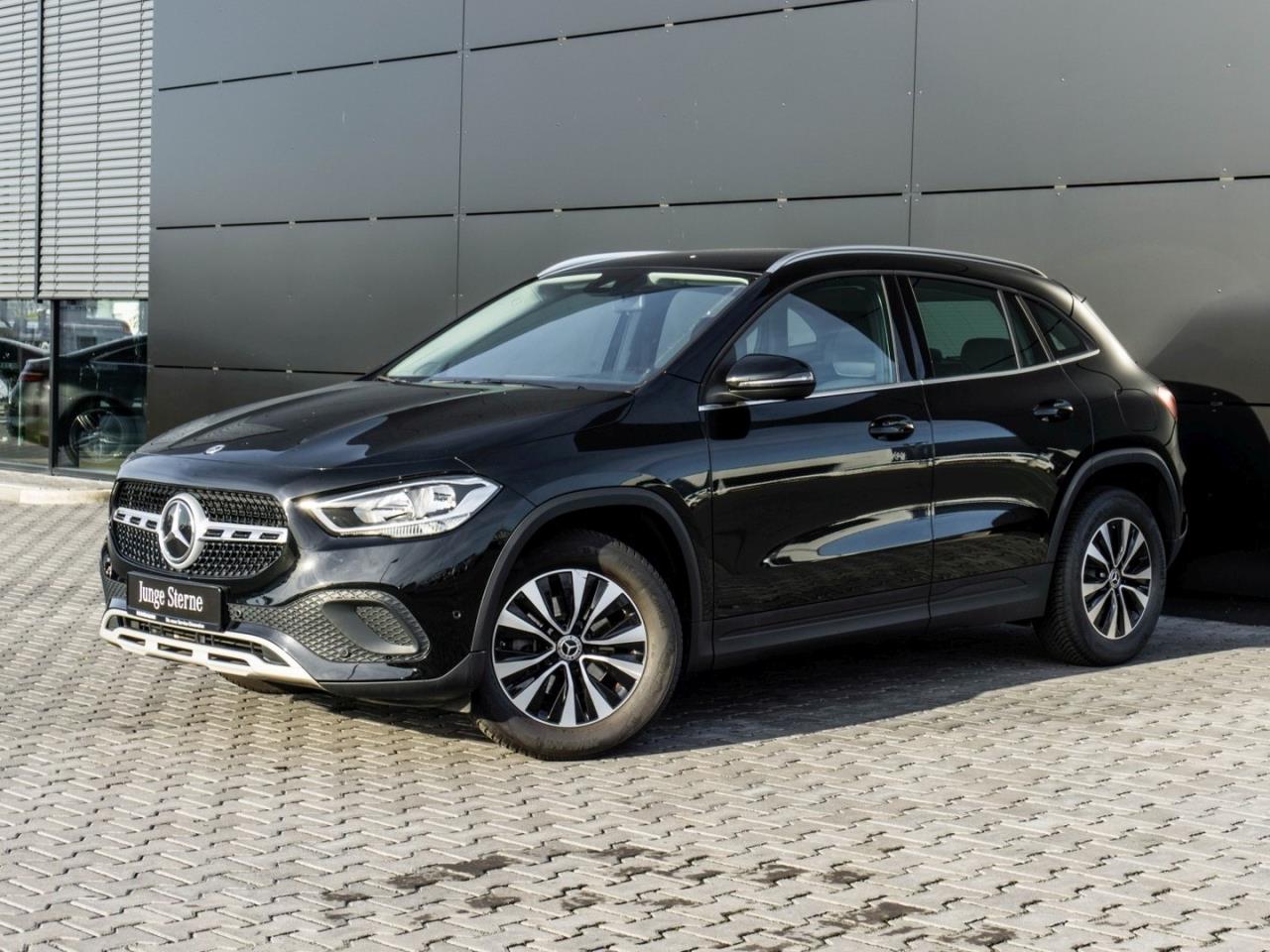 Mercedes-Benz GLA 180 Style MBUX Navi Kamera Sitzkomfort-Paket