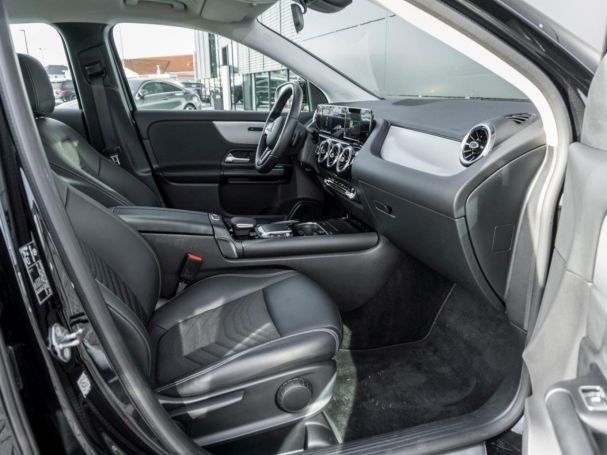 Mercedes-Benz GLA 180 Style MBUX Navi Kamera Sitzkomfort-Paket