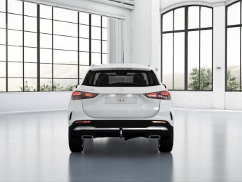 Mercedes-Benz GLA 180 AMG MBUX Navi Distronic 360° AHK