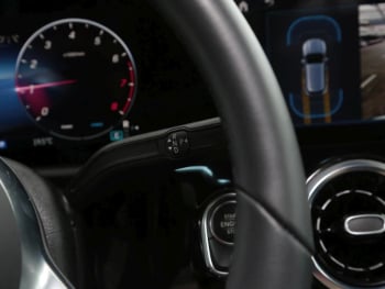 Mercedes-Benz GLA 180 Progressive MBUXNavi-Prem. Kamera EasyP