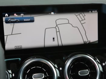 Mercedes-Benz GLA 180 Progressive MBUXNavi-Prem. Kamera EasyP