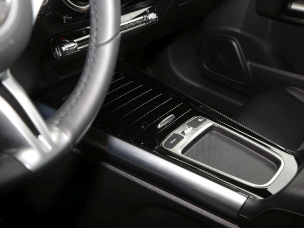 Mercedes-Benz GLA 180 Progressive MBUXNavi-Prem. Kamera EasyP Mercedes-Benz GLA 180 Progressive MBUXNavi-Prem. Kamera EasyP